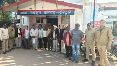 Haridwar: “ऑपरेशन कालनेमी”– बाबाओं का भेष भर कर रहे जादू टोना करने वाले 12 बहरूपी बाबाओं को दबोचा